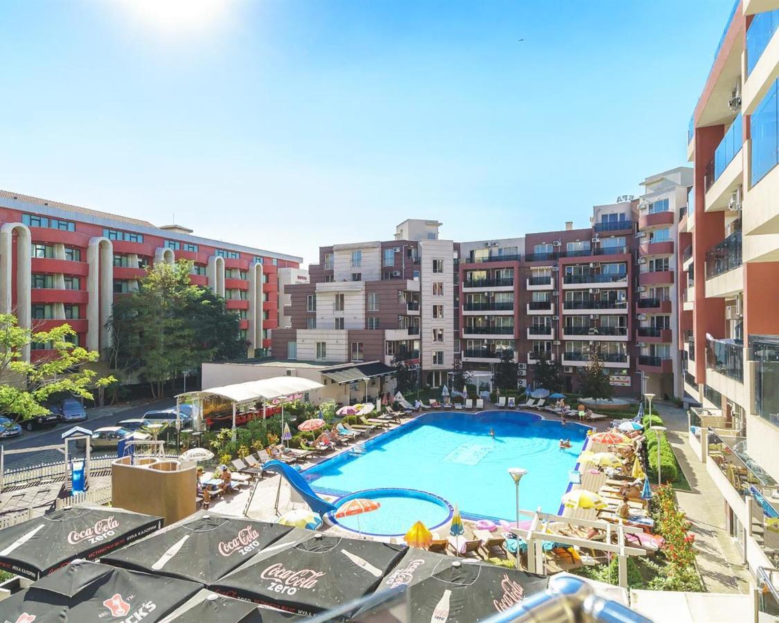 Admiral Plaza C52 Sunny Daire *